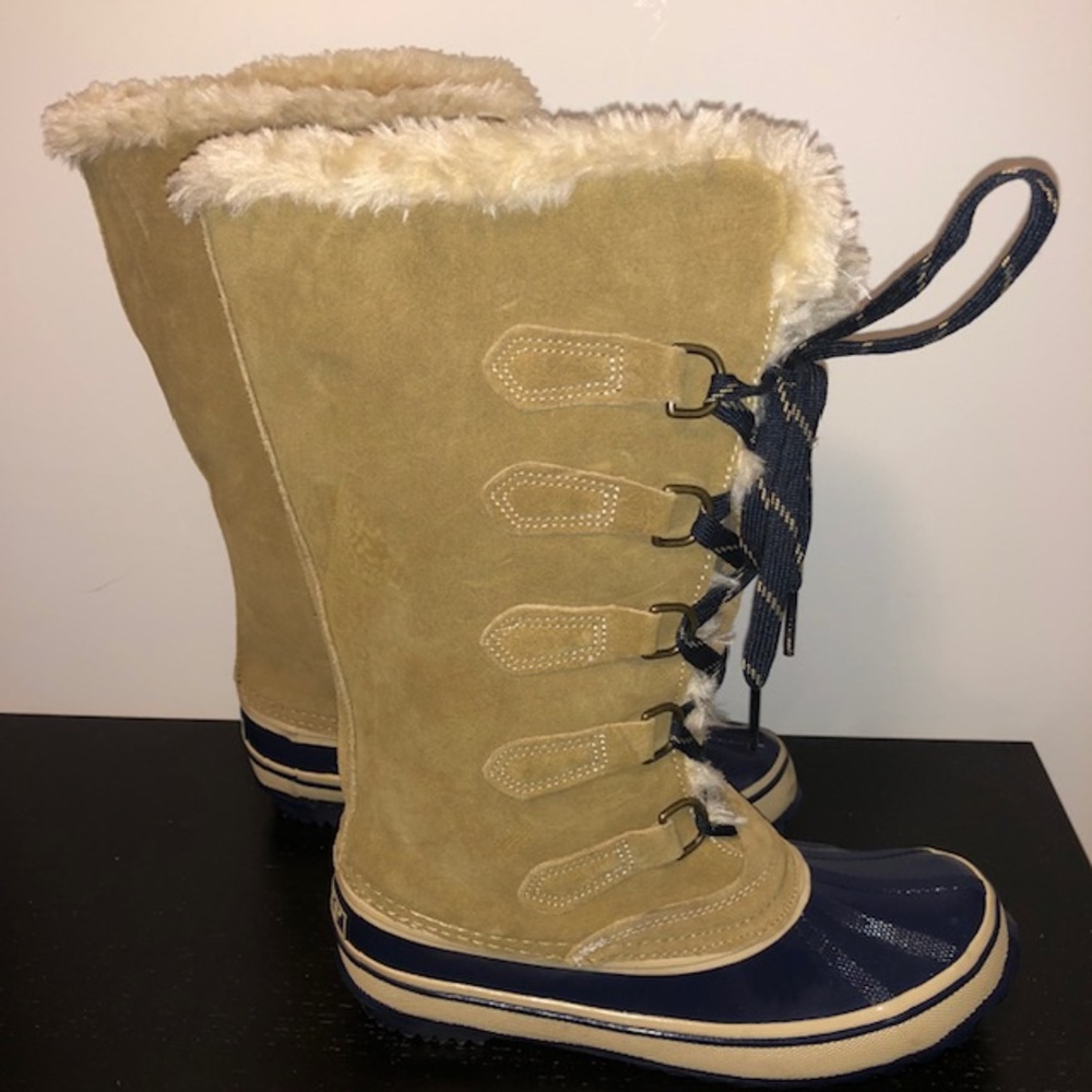 Sporto NWOT winter, snow and ski boots size 8
